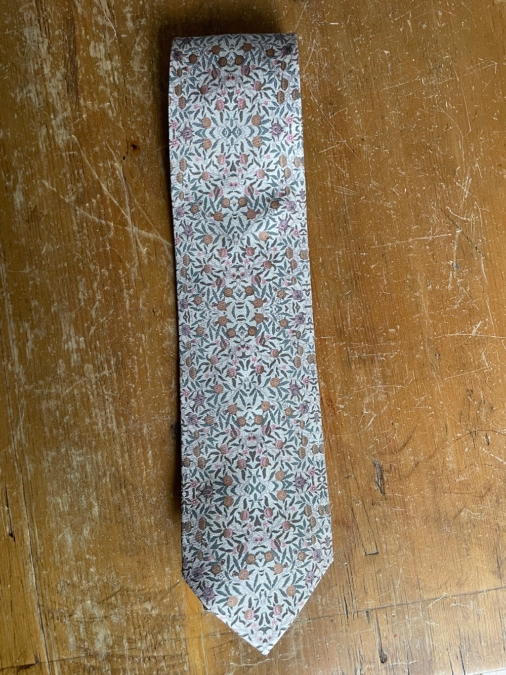 Fox & Chave Men's Floral Pattern Silk Tie